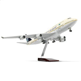 1/160 Saudi Arabian Boeing 747-400 Large Scale Model Airplane Enthusiasts Aircraft