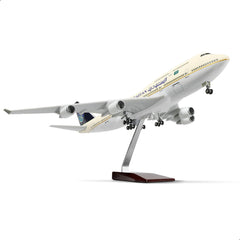 1/160 Saudi Arabian Boeing 747-400 Large Scale Model Airplane Enthusiasts Aircraft