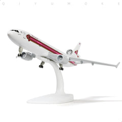 1/300 Thai Airways MD-11 Passenger Airliner Model, Diecast Metal Collector's Display by QIYUMOKE