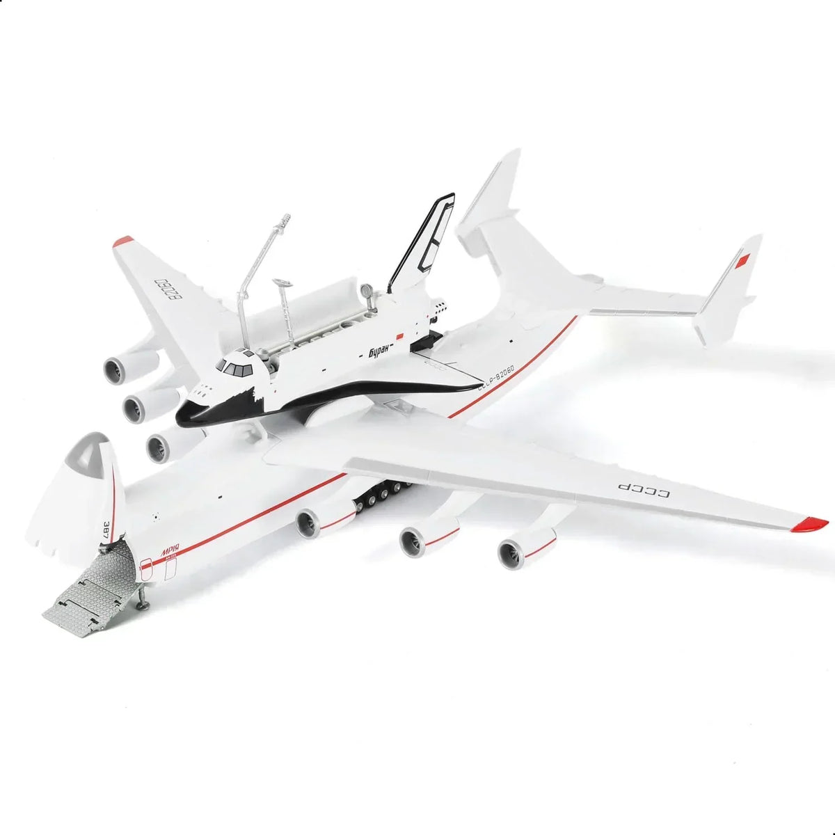 Scale model of Antonov An-225 Mriya transporting the Buran shuttle on its back