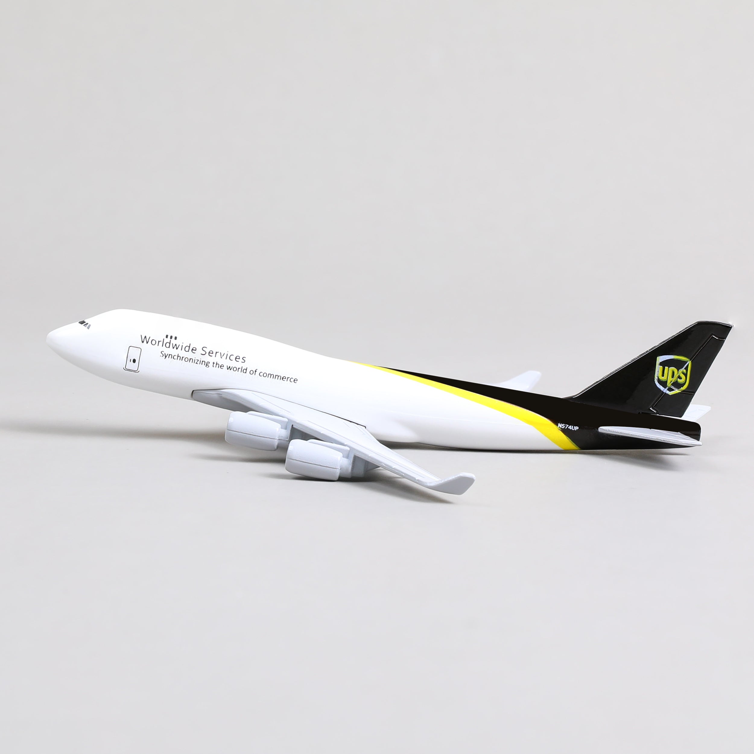 1:400 Boeing 747 UPS Cargo Plane Diecast Model | Finished Metal Jumbo Jet Static by QIYUMOKE