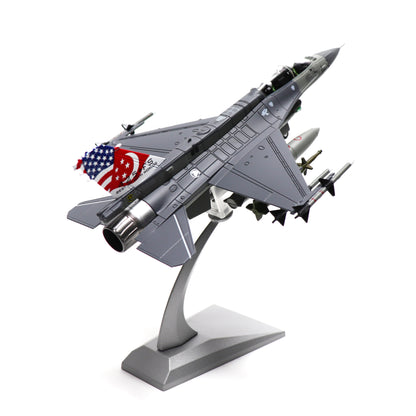 NUOTIE 1/72 Scale F-16D Fighting Falcon Airplane Pre-Build Model Kits Finished Diecast Aircraft Metal Fighter Jet Model Display Collection or Gift (F-16D Singapore)