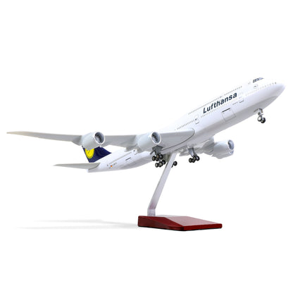 1/160 Boeing 747 Lufthansa 17 inchs Large Model Diecast Airplane Model Kits with Stand Airlines Model Plane Display Collectible for Aviation Enthusiast Gift