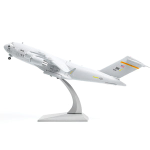 NUOTIE Model C-17 Globemaster III diecast metal model aircraft in an angled view