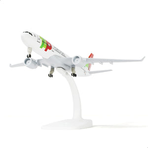 QUYUMOKE 1/300 TAP Air Portugal Airbus A330 Diecast Metal Aircraft Model with Stand for Aviation Enthusiasts as Gifts, Exhibition Decoration