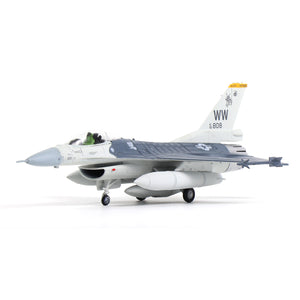 NUOTIE Model F-16C Fighting Falcon diecast model aircraft on the ground