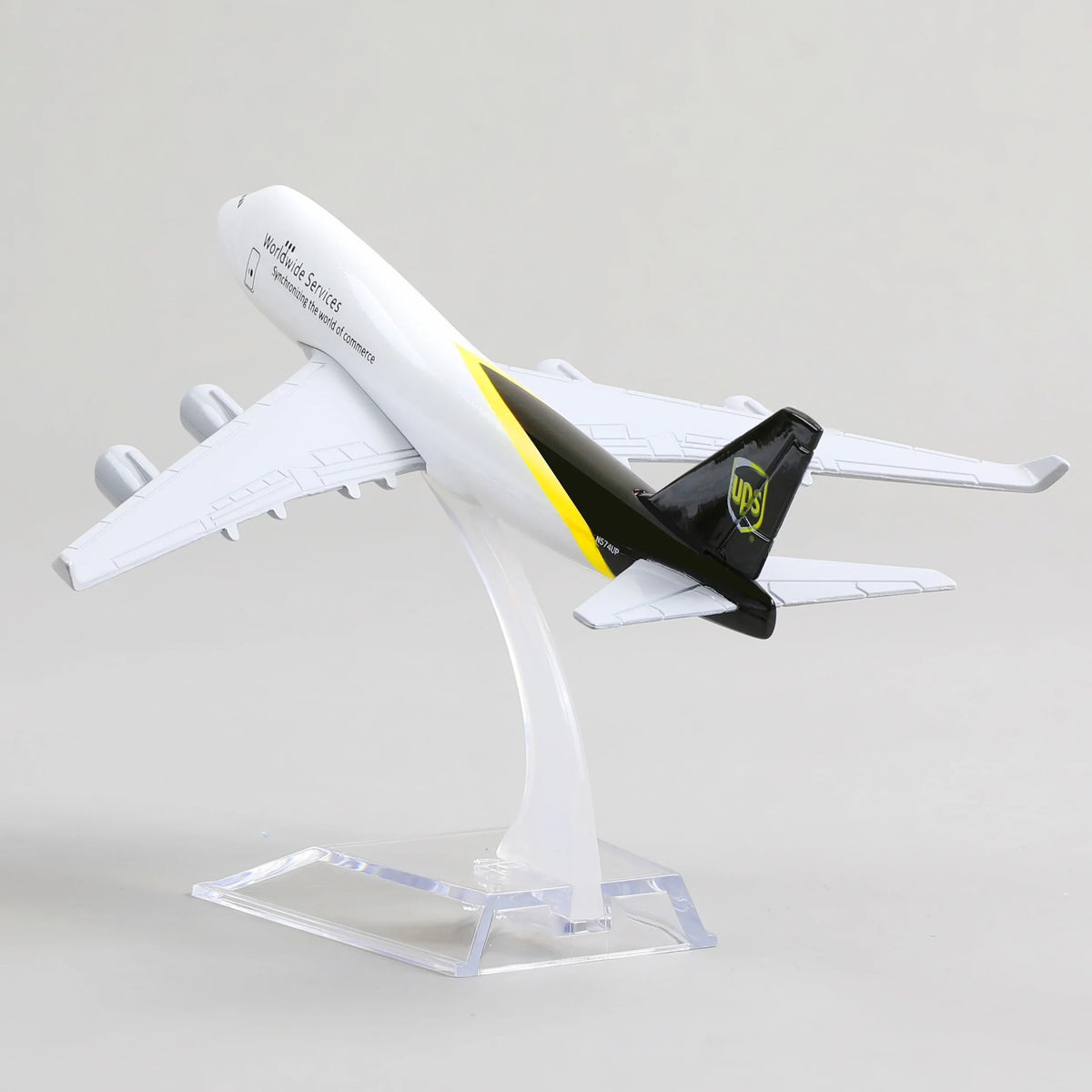 QIYUMOKE Boeing 747 UPS cargo plane diecast model side view on stand