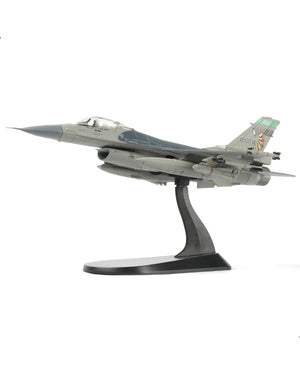 NUOTIE F-16 Fighting Falcon diecast model in Stinger Aggressor Squadron livery, side profile on display stand