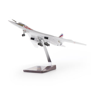 NUOTIE Model Tupolev Tu-160 Blackjack diecast metal model aircraft front view