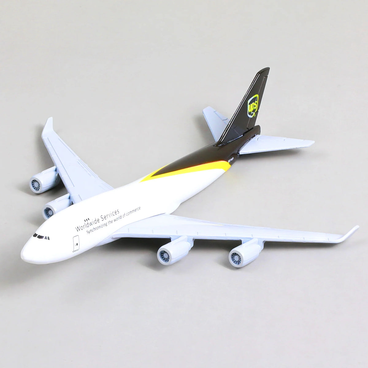 QIYUMOKE Boeing 747 UPS cargo plane diecast model top view