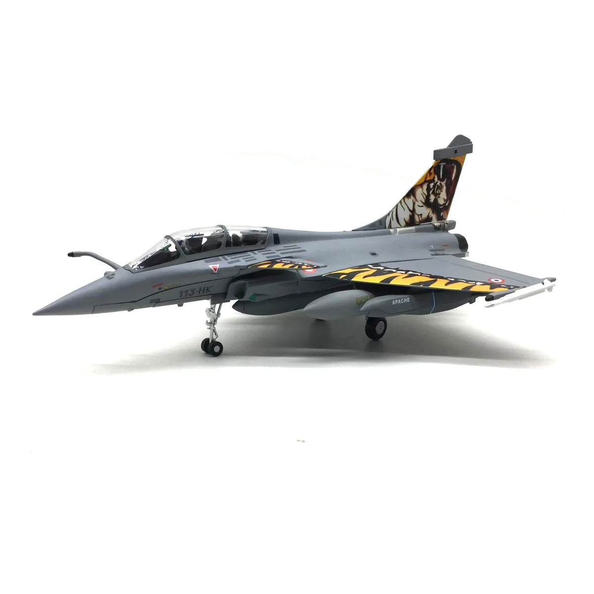 NUOTIE 1/72 Dassault Rafale B navy aircraft front view with tiger stripes