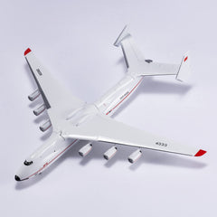 NUOTIE Maßstab 1:400 AN-225 Mriya Modellspielzeugflugzeug Druckguss-Transportflugzeug mit Ausstellungsstand