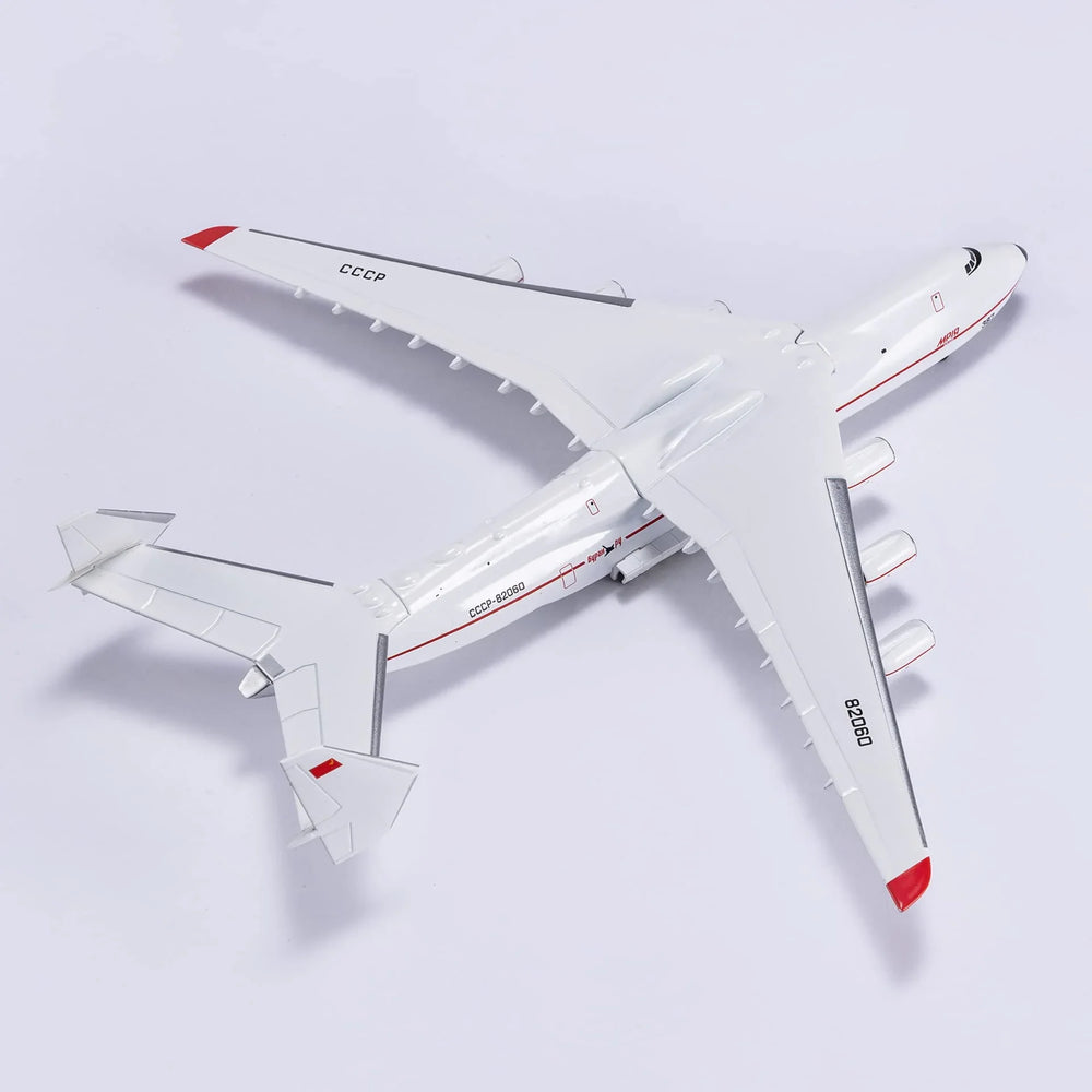 1:400 AN-225 CCCP-82060 Antonov Mriya Buran Space Shuttle Modello di 1:400 AN-225 CCCP-82060 Antonov Mriya Buran Space Shuttle Modello di