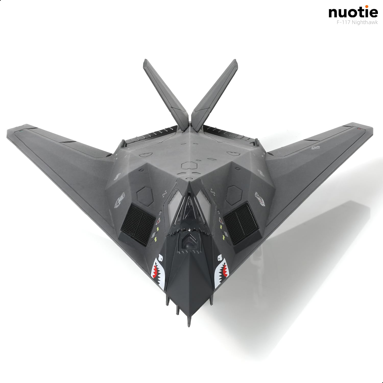 1/72 F-117 Nighthawk Stealth Striker Fighter U.S. Airforce