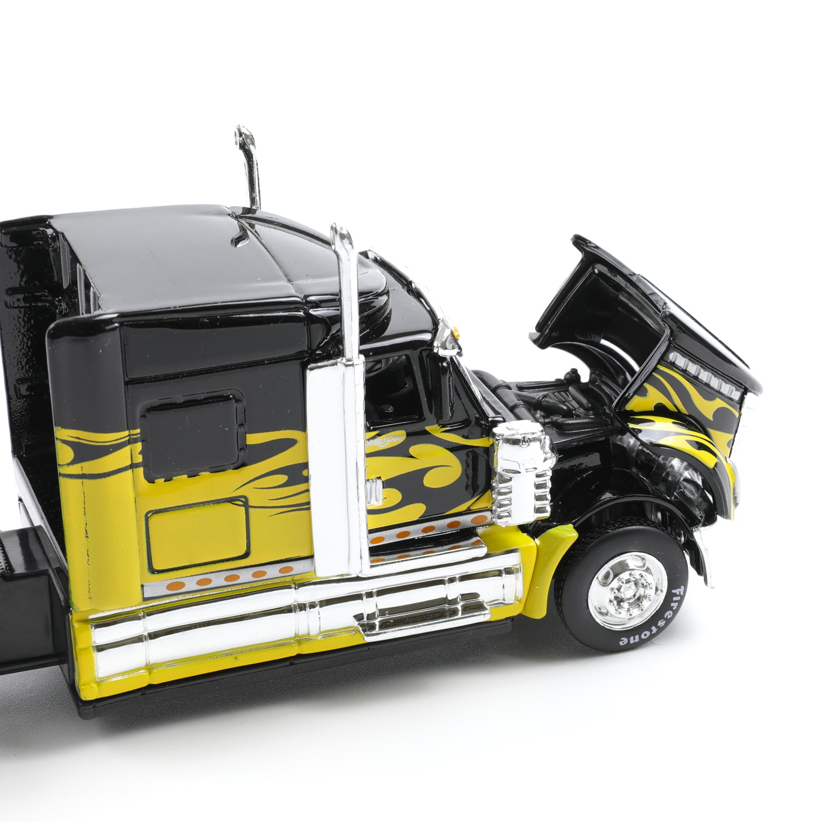 1:64 Die-cast International Lonestar Container Semi Truck Scale Model with Figure, MAISTO