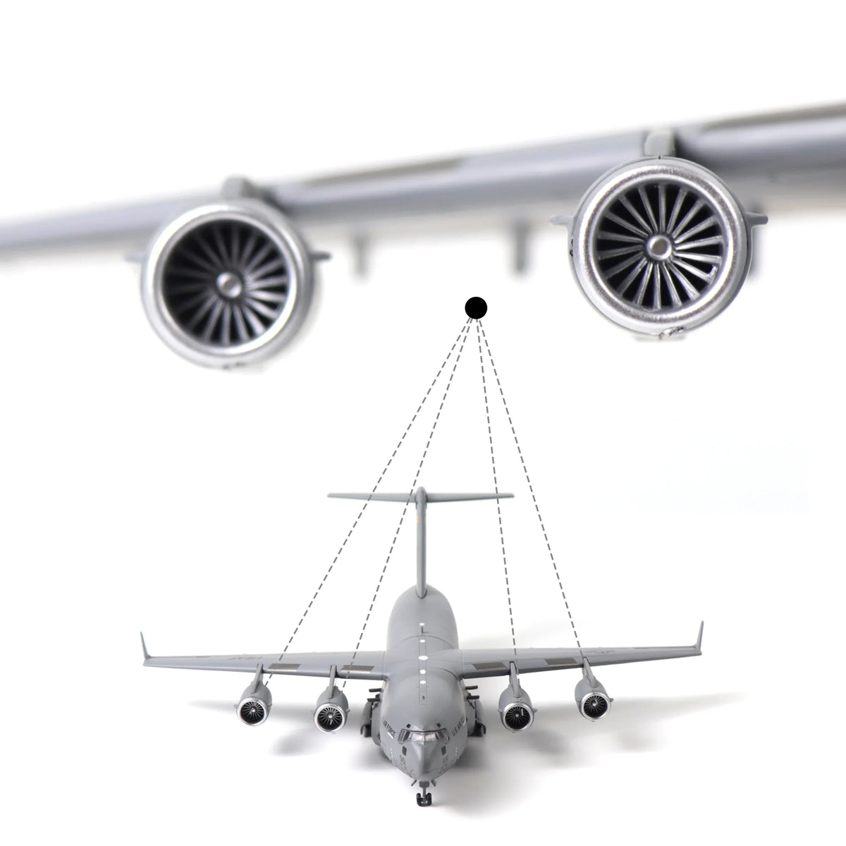 NUOTIE Model C-17 Globemaster III diecast model aircraft close-up of engines