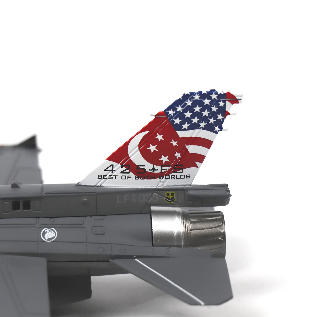 NUOTIE F-16D Fighting Falcon model tail with Singapore flag design, rear view