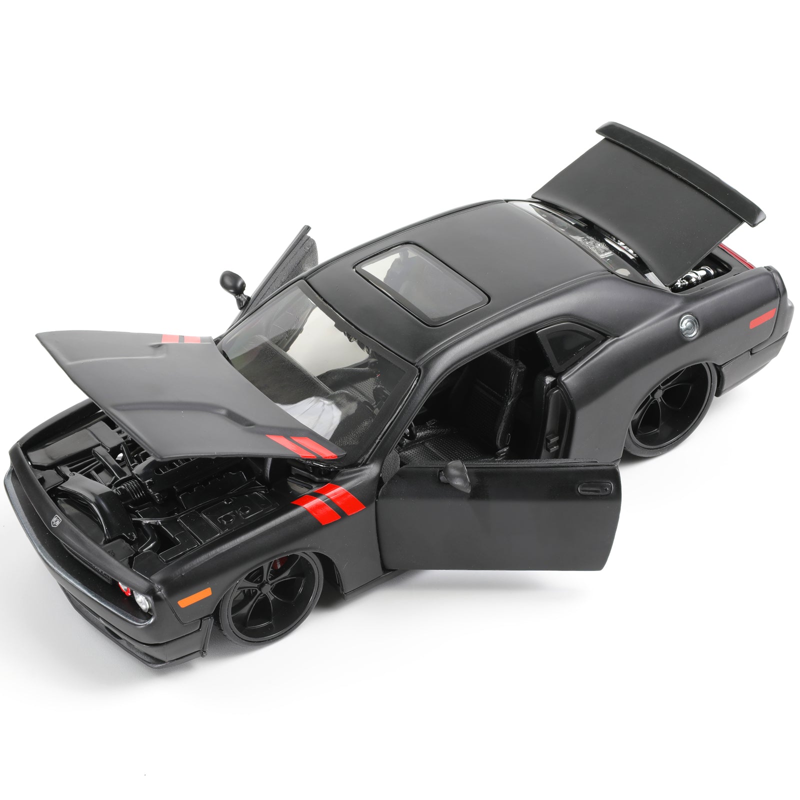 1:24 Die-cast 2008 Dodge Challenger Muscle Car Scale Model Building Kit, MAISTO