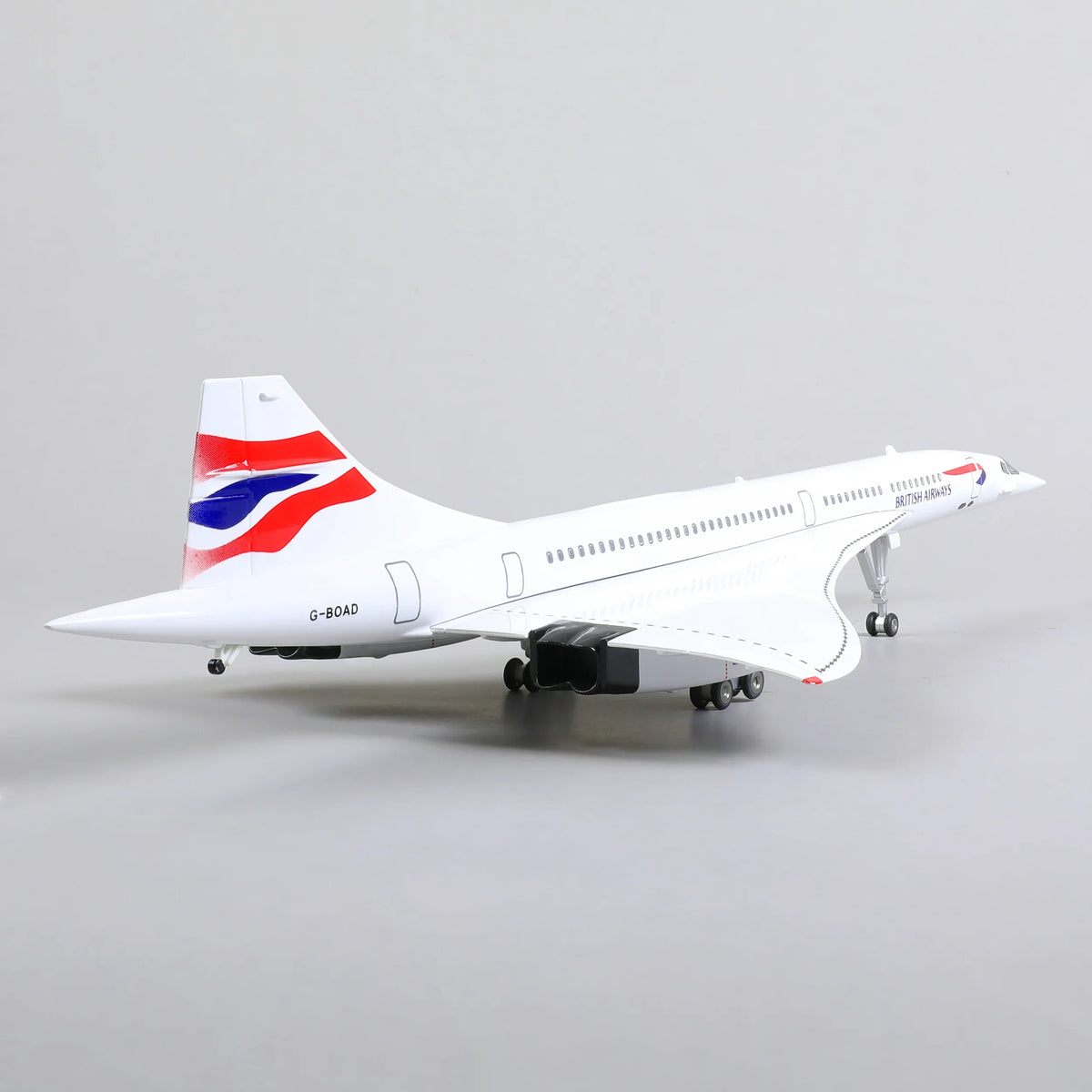 QIYUMOKE 1:125 Concorde airplane model in white with British Airways livery, rear view