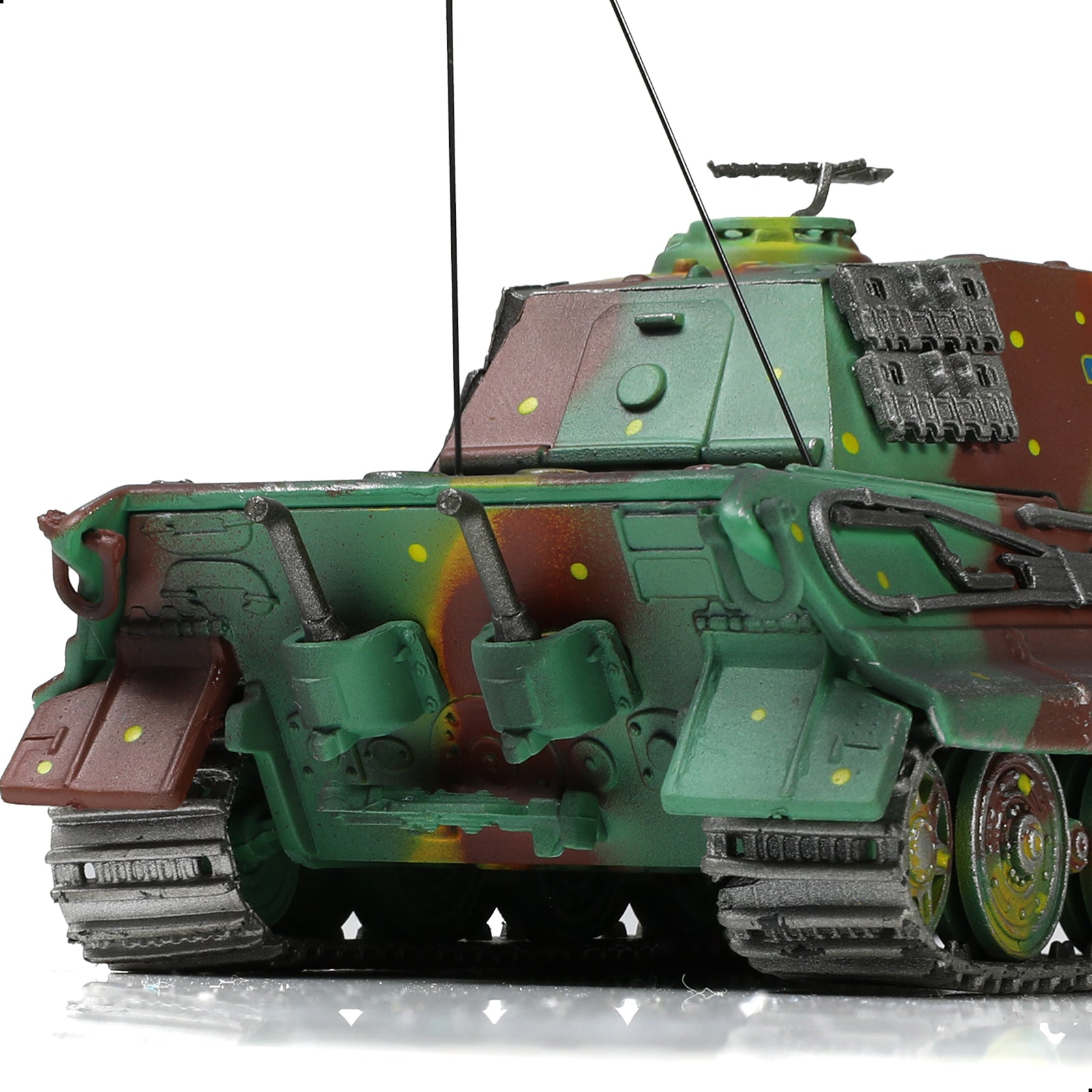 1:72 Die-cast WWII German Tiger II King Tiger Heavy Tank Model, East 1944, Light & Shadow Finish