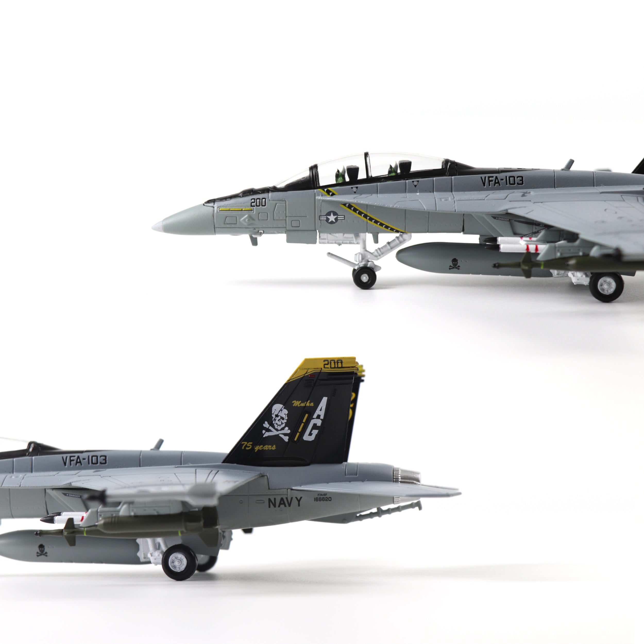 1/100 F/A-18 Super Hornet Diecast Metal Model - US Navy VFA-103 "Jolly Rogers" Jet (1943-2018 Livery) by NUOTIE