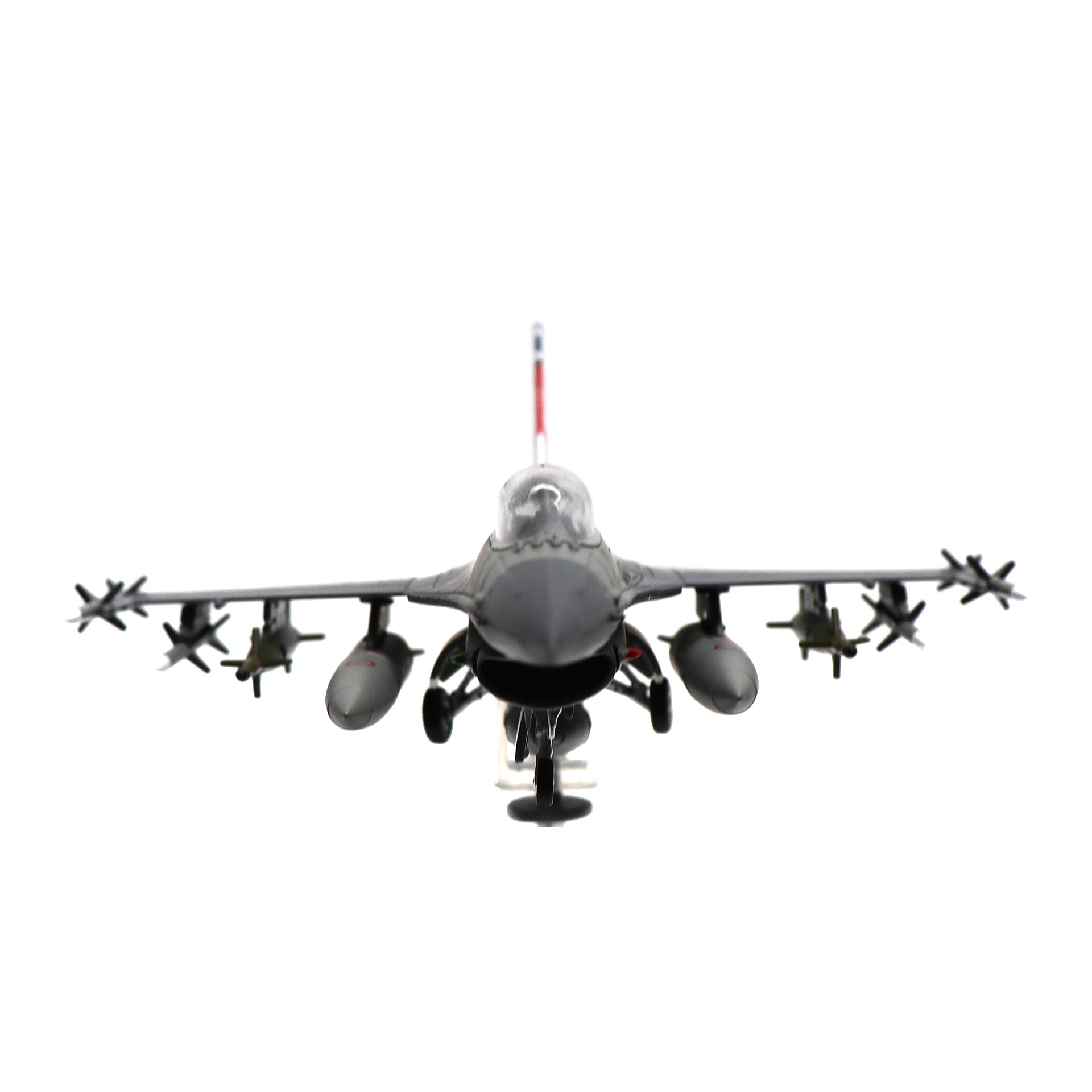 NUOTIE 1/72 Scale F-16D Fighting Falcon Airplane Pre-Build