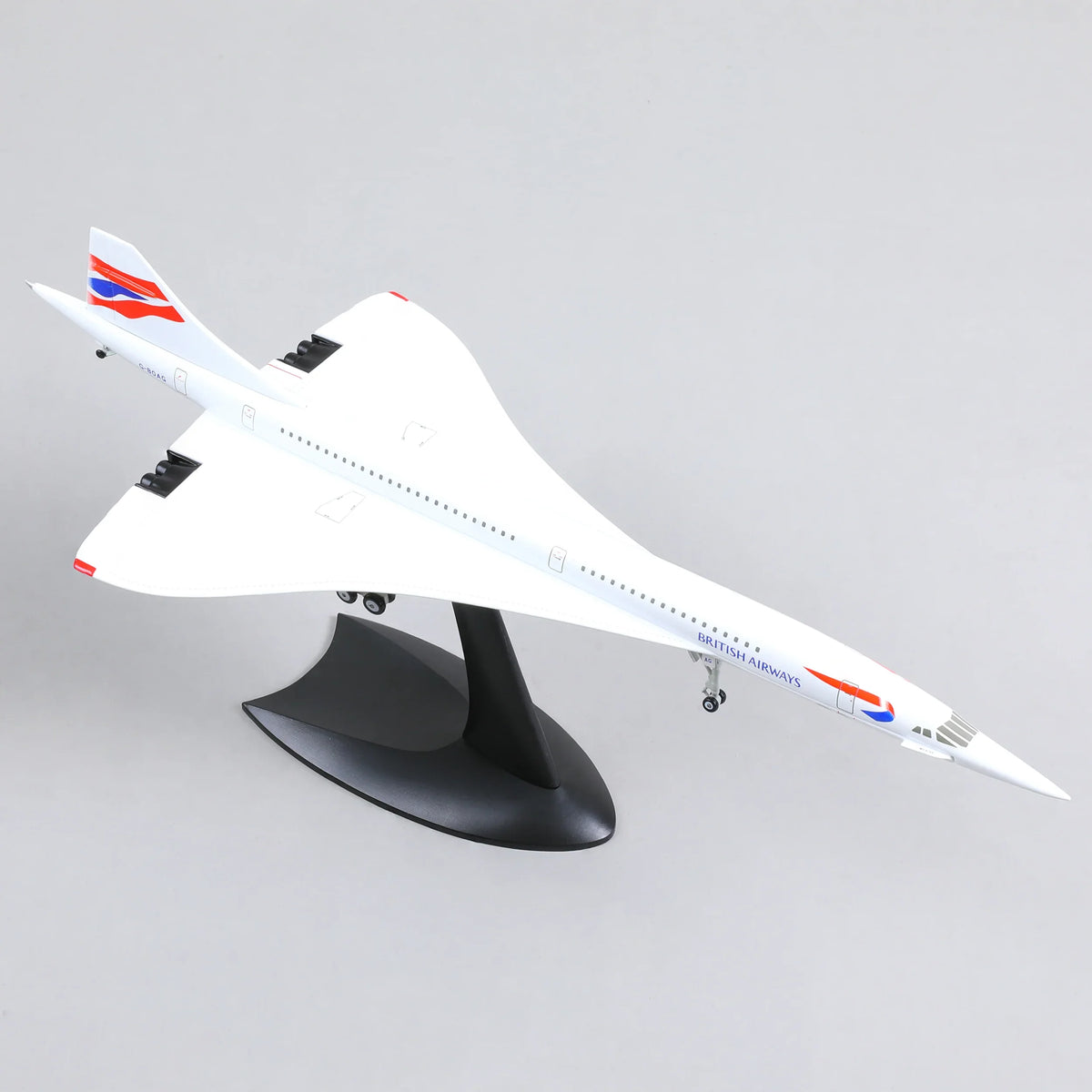 QIYUMOKE British Airways Concorde diecast model aircraft angled top view with stand