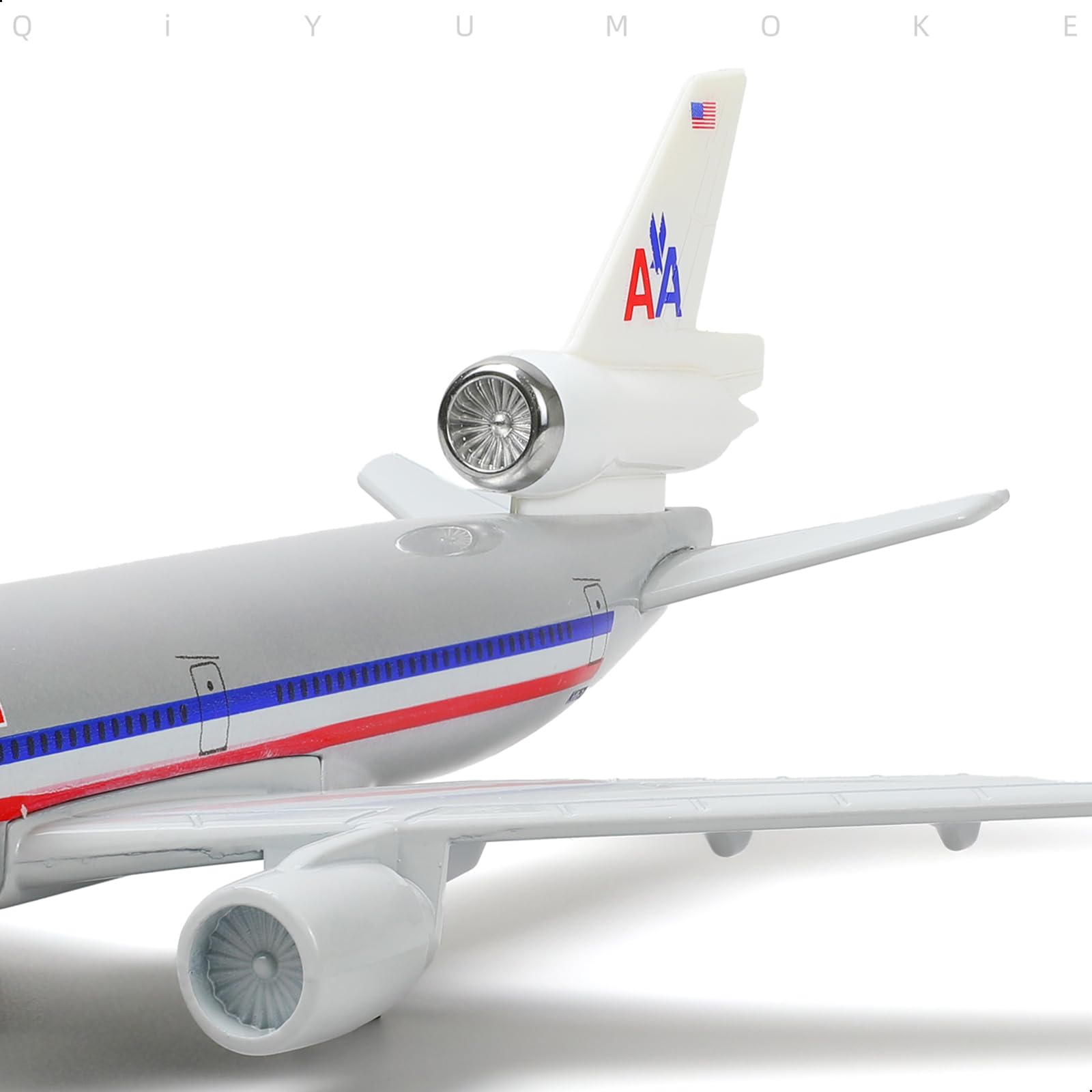 1/300 American Airlines MD-11 Passenger Airliner Model, Diecast Metal Collector's Display by QIYUMOKE