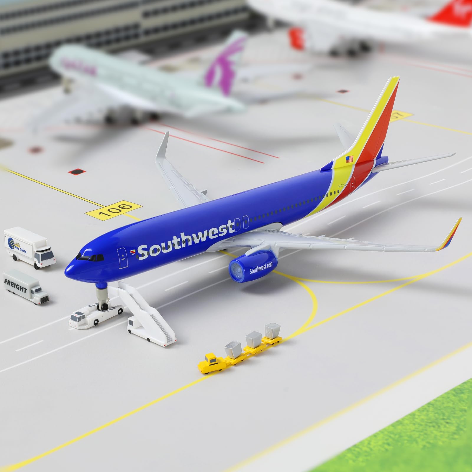 1/300 Southwest Airlines Boeing 737 Diecast Airplane Model, Desktop Aviation Gift