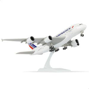 QIYUMOKE Air France Airbus A380 airplane model in flight position