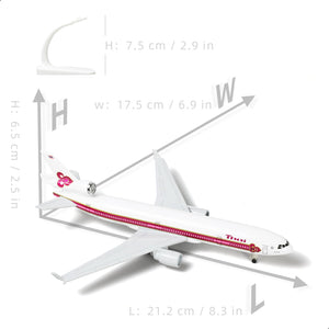 1/300 Thai Airways MD-11 Passenger Airliner Model, Diecast Metal Collector's Display by QIYUMOKE