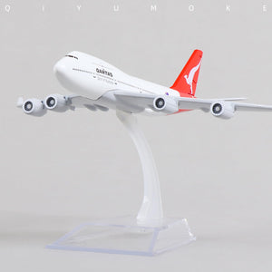 1/400 Diecast Metal Qantas Boeing 747 Passenger Jet Aircraft Model, Australia Display by QIYUMOKE