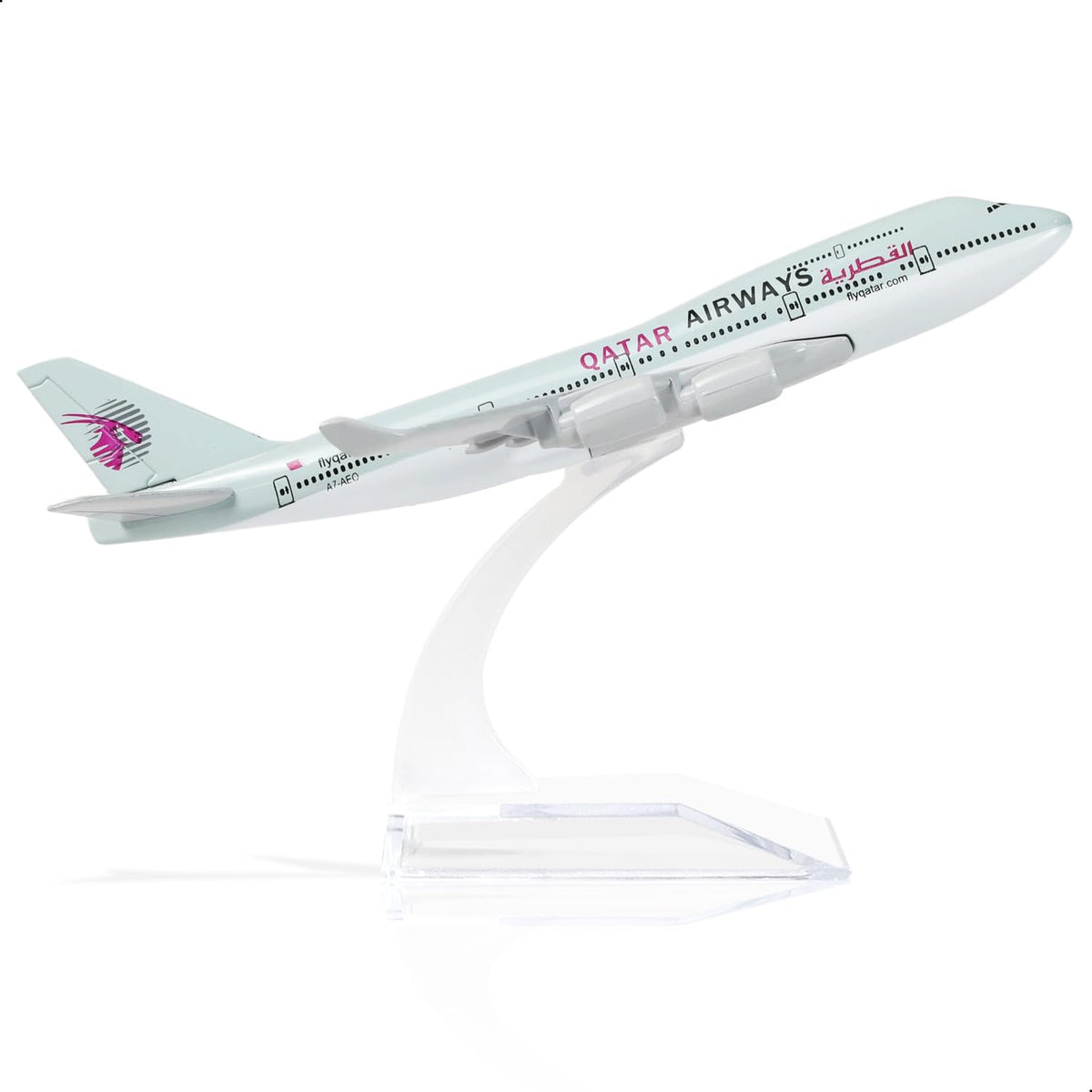 1/400 Diecast Metal Qatar Airways Boeing 747 Passenger Jet Model, Collector's Display by QIYUMOKE
